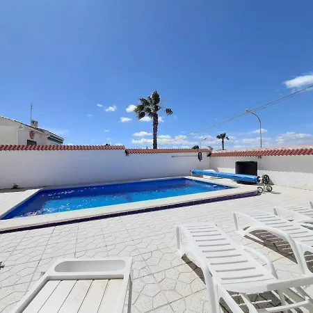 Villa Hadvilla Blanca'